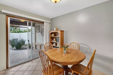 Dining - 7040 N 11th Ave, Phoenix, AZ 85021 photo 2 of 2