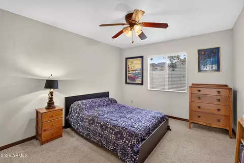 Bedroom - 7040 N 11th Ave, Phoenix, AZ 85021 photo 3 of 4