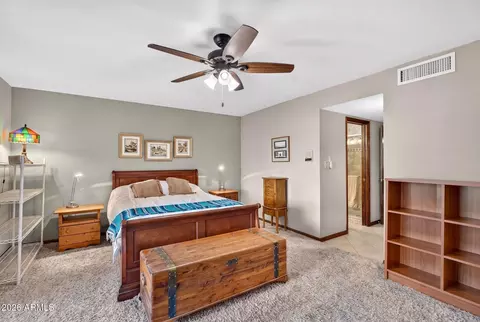 Bedroom - 7040 N 11th Ave, Phoenix, AZ 85021 photo 2 of 4