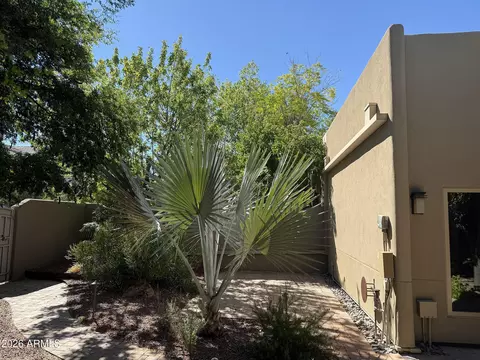 Exterior - 3302 E Campbell Ave #9, Phoenix, AZ 85018 photo 8 of 13