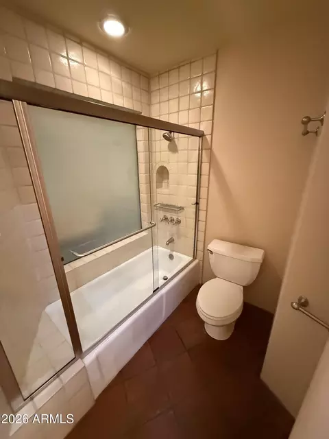 Bath - 3302 E Campbell Ave #9, Phoenix, AZ 85018 photo 8 of 8