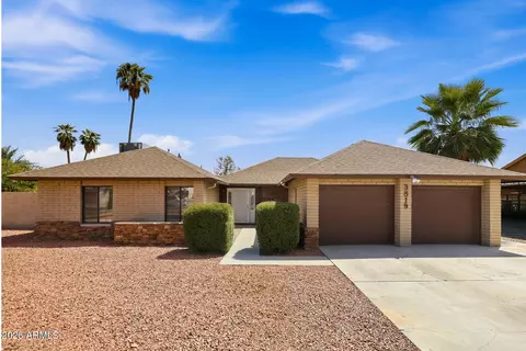 3819 W Mercer Ln, Phoenix, AZ 85029
