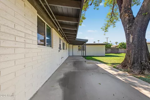 Exterior - 6516 N 13th St, Phoenix, AZ 85014 photo 5 of 10
