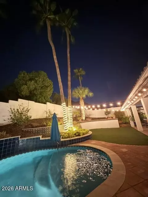 Exterior - 2309 E Cortez St, Phoenix, AZ 85028 photo 13 of 17