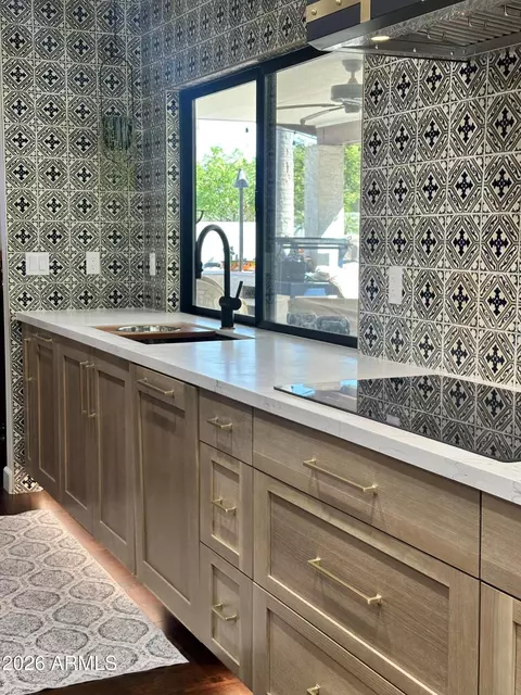 Kitchen - 2309 E Cortez St, Phoenix, AZ 85028 photo 3 of 7