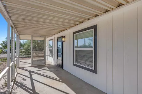 182 E 18th Ln E, Apache Junction, AZ 85119 photo 5
