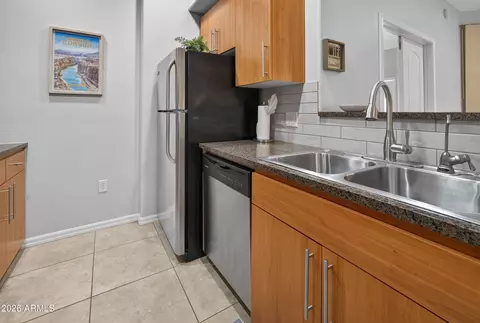 Kitchen - 6900 E Princess Dr #1160, Phoenix, AZ 85004 photo 3 of 3