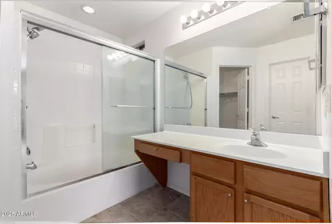 Bath - 560 E Rainbow Dr, Chandler, AZ 85249 photo 1 of 3