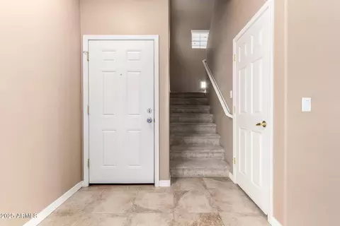 Entry Way - 560 E Rainbow Dr, Chandler, AZ 85249 photo 1 of 2