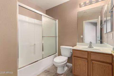 Bath - 560 E Rainbow Dr, Chandler, AZ 85249 photo 3 of 3