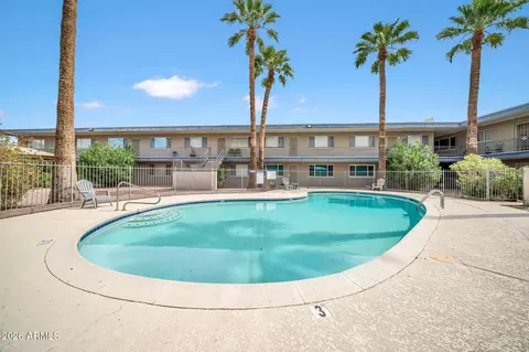 Exterior - 1111 E Turney Ave #3, Phoenix, AZ 85014 photo 3 of 5