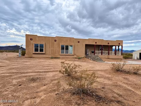 7126 S Wintersburg Rd, Tonopah, AZ 85354