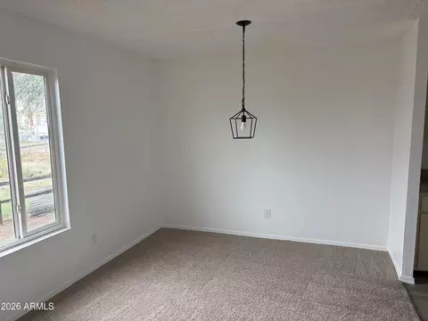 674 E Lesli Dr, Benson, AZ 85602 photo 5