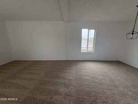 674 E Lesli Dr, Benson, AZ 85602 photo 4