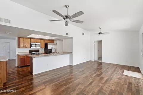 Living - 5145 E Bannock St, Phoenix, AZ 85044 photo 2 of 5