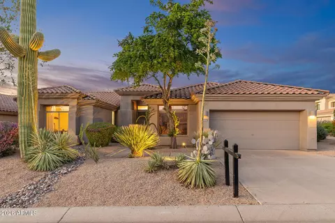 9046 E Calle De Valle Dr, Scottsdale, AZ 85255