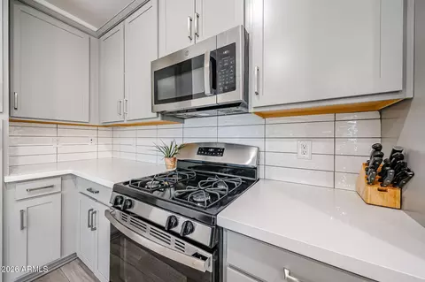 Kitchen - 779 E Beauchamp Dr #101, Gilbert, AZ 85297 photo 3 of 3