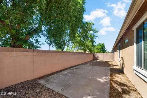 Exterior - 862 S Colonial Dr, Gilbert, AZ 85296 photo 6 of 7
