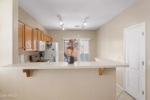 Other - 862 S Colonial Dr, Gilbert, AZ 85296 photo 6 of 9