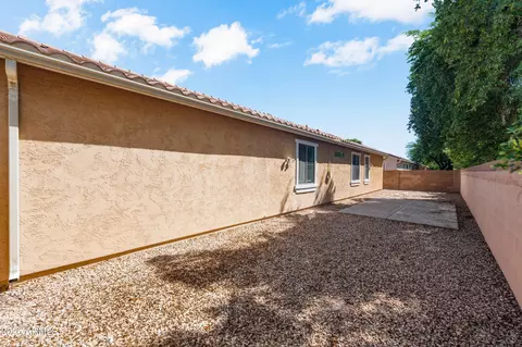 Exterior - 862 S Colonial Dr, Gilbert, AZ 85296 photo 7 of 7