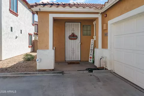 Other - 862 S Colonial Dr, Gilbert, AZ 85296 photo 3 of 9