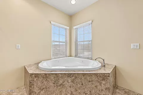 Bath - 27809 N 37th Ave, Phoenix, AZ 85083 photo 5 of 8