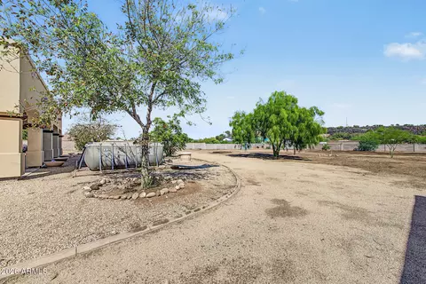 Exterior - 27809 N 37th Ave, Phoenix, AZ 85083 photo 7 of 7