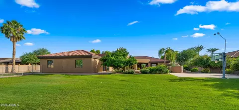 Exterior - 4654 E Meadowview Ct, Gilbert, AZ 85298 photo 21 of 27