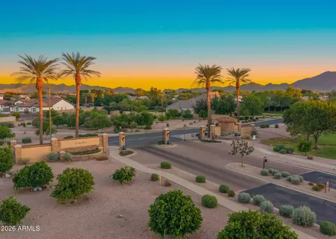 View/Area - 4654 E Meadowview Ct, Gilbert, AZ 85298 photo 5 of 12