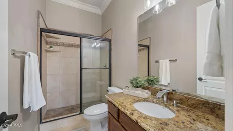 Bath - 4654 E Meadowview Ct, Gilbert, AZ 85298 photo 6 of 6