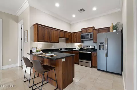 Kitchen - 4654 E Meadowview Ct, Gilbert, AZ 85298 photo 9 of 9