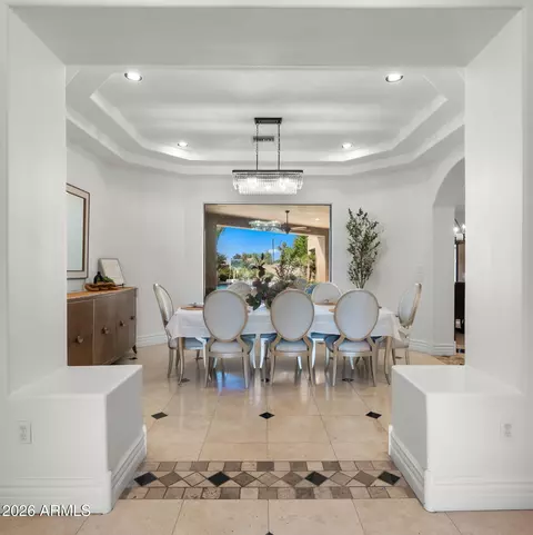Dining - 4654 E Meadowview Ct, Gilbert, AZ 85298 photo 2 of 4