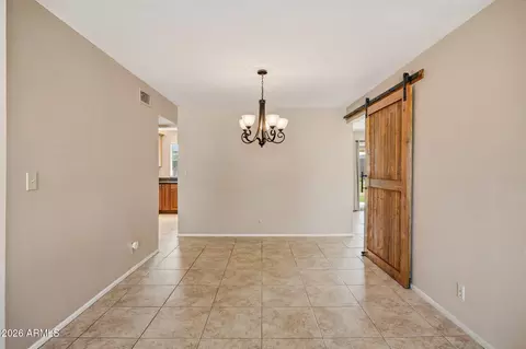 Dining - 2543 E Mercer Ln, Phoenix, AZ 85028 photo 1 of 2