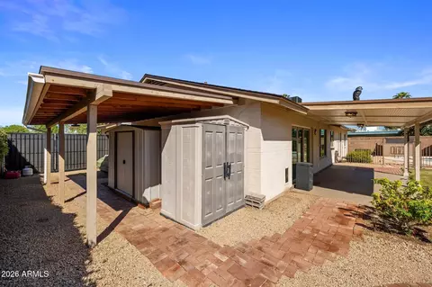 Exterior - 2543 E Mercer Ln, Phoenix, AZ 85028 photo 7 of 7