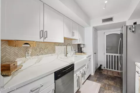 Kitchen - 410 E Behrend Dr, Phoenix, AZ 85024 photo 4 of 4