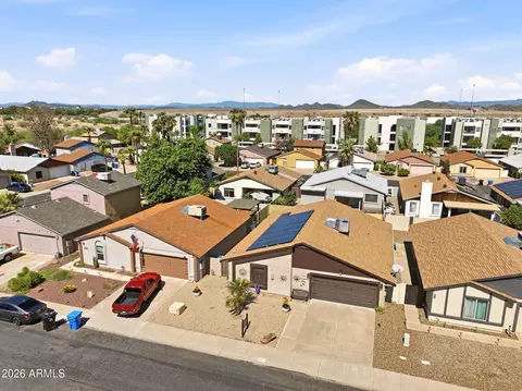 View/Area - 410 E Behrend Dr, Phoenix, AZ 85024 photo 5 of 7