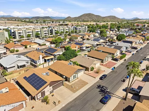 View/Area - 410 E Behrend Dr, Phoenix, AZ 85024 photo 1 of 7