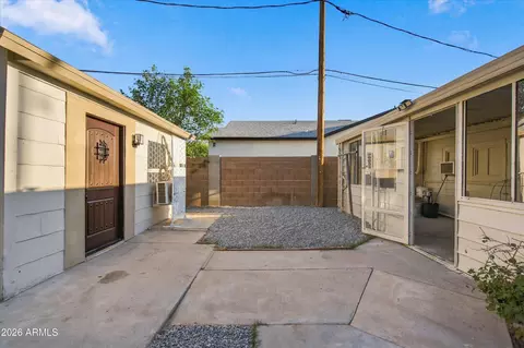 Exterior - 4233 N 32nd Ave, Phoenix, AZ 85017 photo 4 of 5