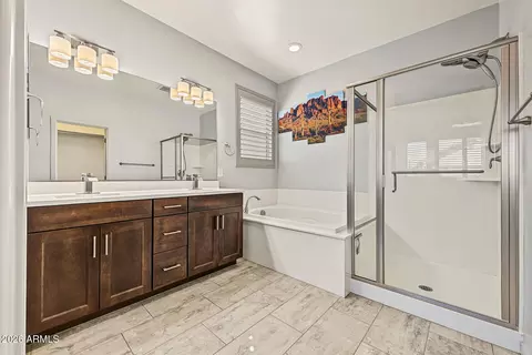Bath - 3126 E Preston St, Mesa, AZ 85213 photo 2 of 6