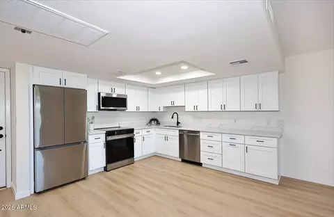 7960 E Camelback Rd #408, Scottsdale, AZ 85251