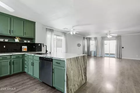 Kitchen - 11014 E Flossmoor Cir, Mesa, AZ 85208 photo 1 of 5