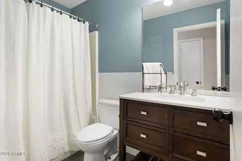 Bath - 11014 E Flossmoor Cir, Mesa, AZ 85208 photo 2 of 2