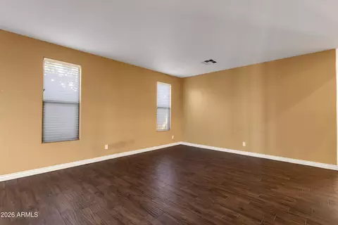 Living - 25634 N Singbush Loop, Phoenix, AZ 85083 photo 2 of 15