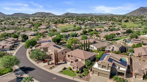 View/Area - 25634 N Singbush Loop, Phoenix, AZ 85083 photo 2 of 15