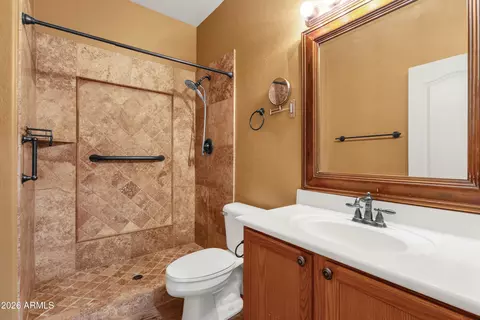 Bath - 25634 N Singbush Loop, Phoenix, AZ 85083 photo 2 of 5