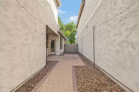 Exterior - 10056 E Isabella Ave, Mesa, AZ 85209 photo 8 of 10