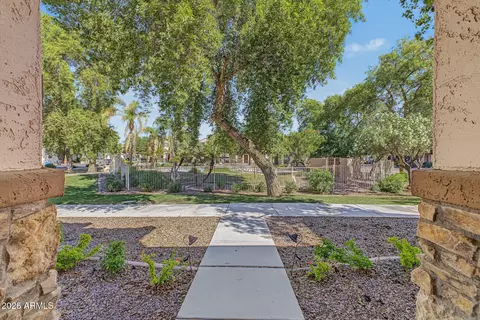 Exterior - 10056 E Isabella Ave, Mesa, AZ 85209 photo 5 of 10