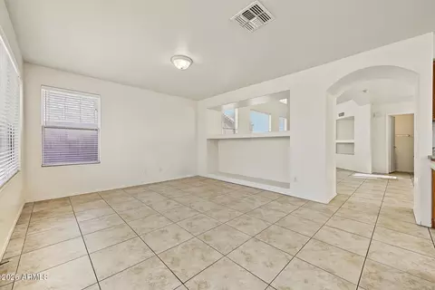Living - 4106 E Chambers St, Phoenix, AZ 85040 photo 6 of 7