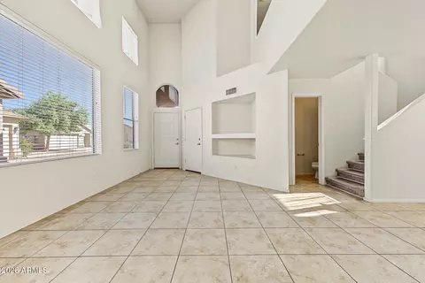 Living - 4106 E Chambers St, Phoenix, AZ 85040 photo 2 of 7