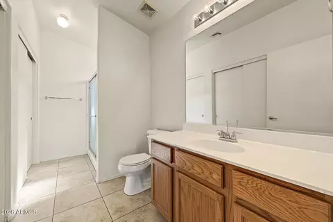 Bath - 4106 E Chambers St, Phoenix, AZ 85040 photo 2 of 4